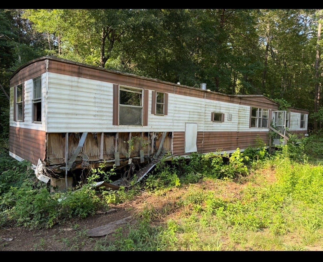 Mobile Home Demolition in Catawba, NC — MOBILE HOME — PROJECT START